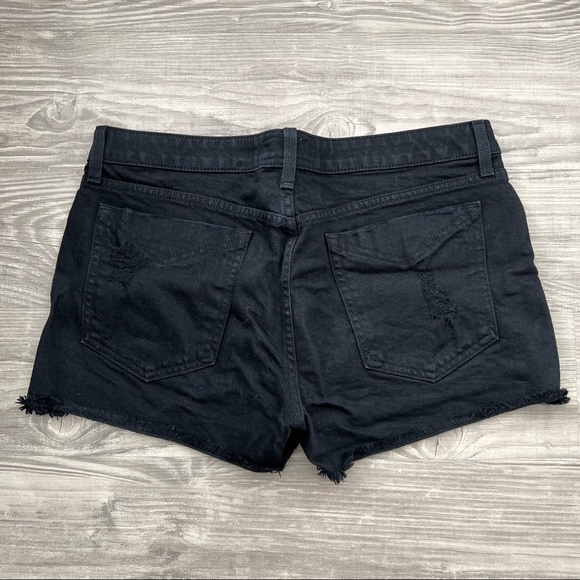 Quinn Mid-Rise Girlfriend Cutoff Shorts - Picture 4 of 5